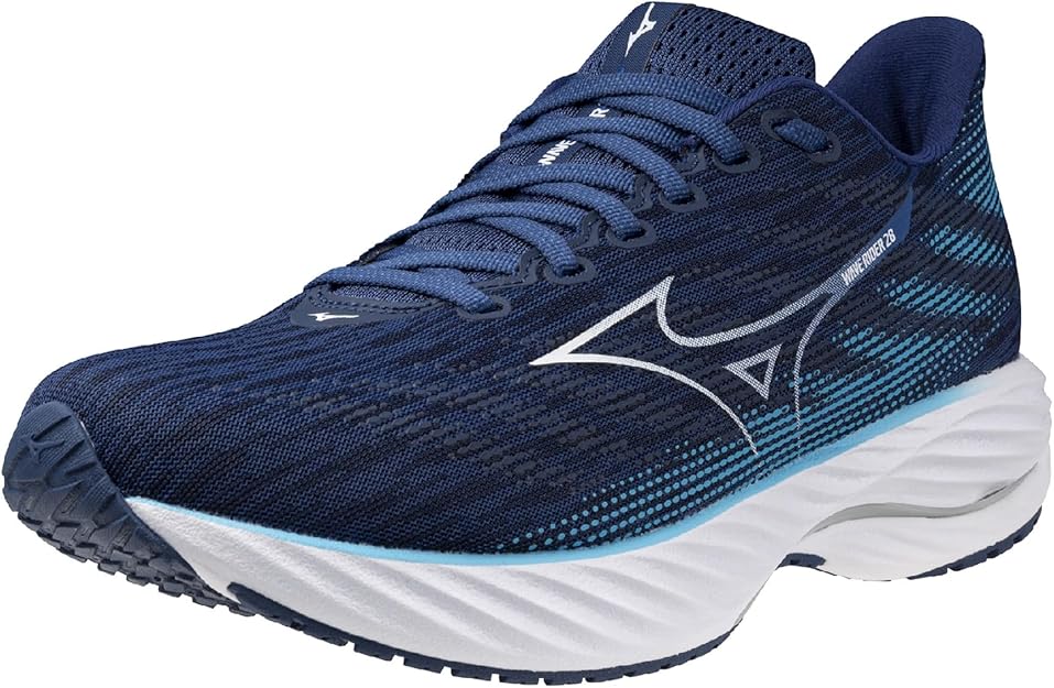 Scarpa da running sportiva blu con suola bianca, caratterizzata da un logo bianco sul lato e da accenti blu sfumati sulla tomaia, ispirata al design della Mizuno Wave Rider 28.